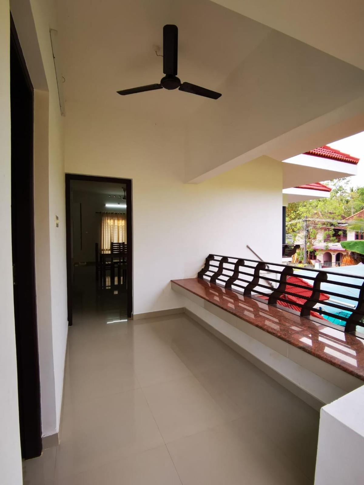 Tropical Stories Apartment Varkala Ngoại thất bức ảnh